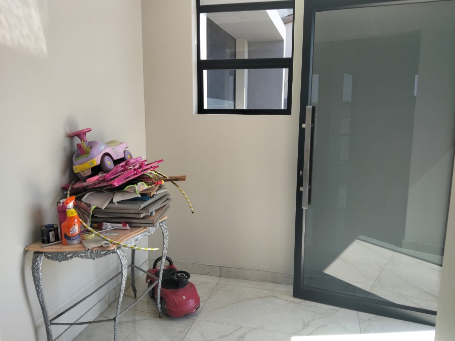 2 Bedroom Property for Sale in Eldo Ridge Estate Gauteng