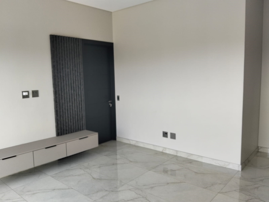 2 Bedroom Property for Sale in Eldo Ridge Estate Gauteng