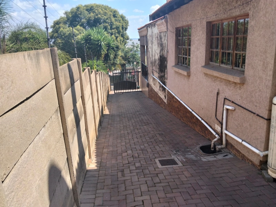 5 Bedroom Property for Sale in Christoburg Gauteng