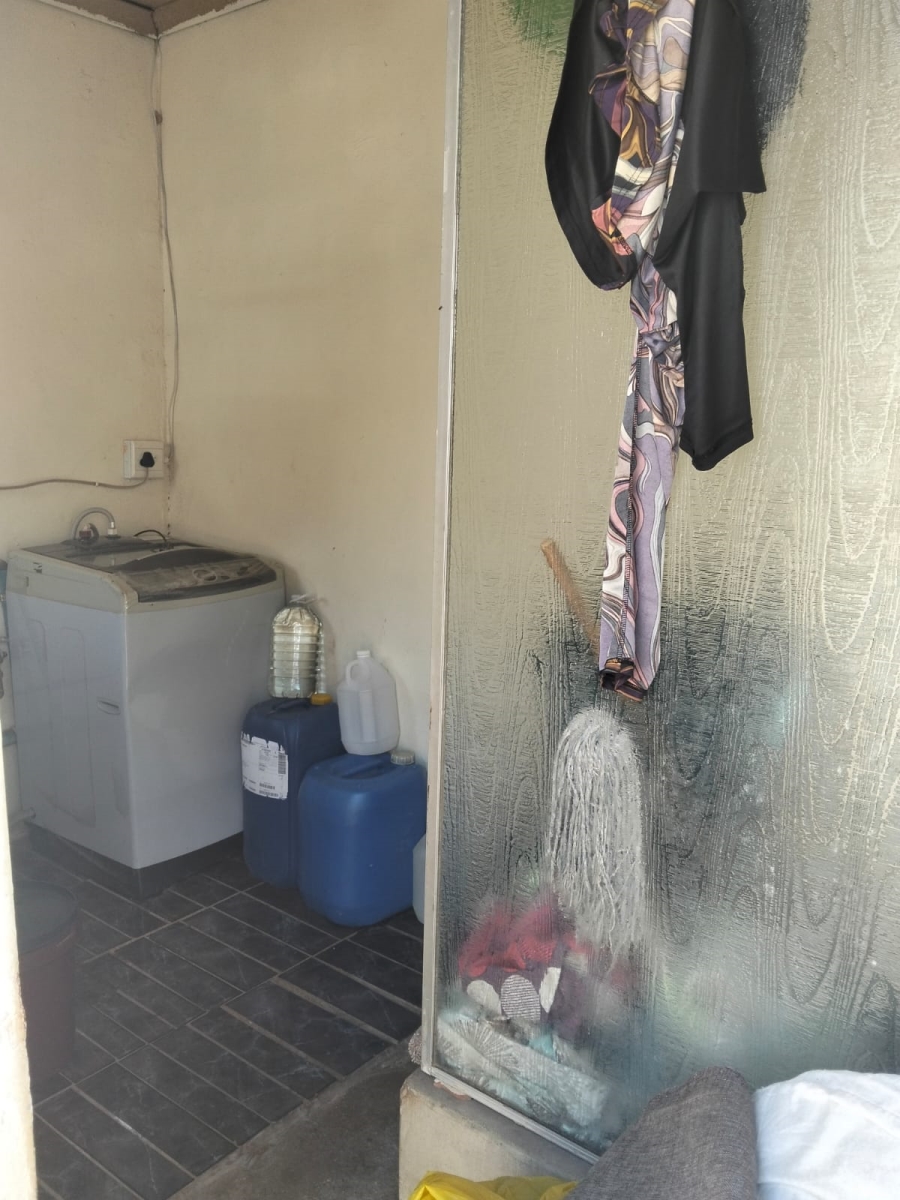 5 Bedroom Property for Sale in Christoburg Gauteng