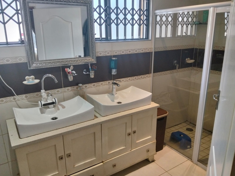 5 Bedroom Property for Sale in Christoburg Gauteng