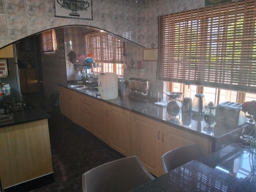 5 Bedroom Property for Sale in Christoburg Gauteng