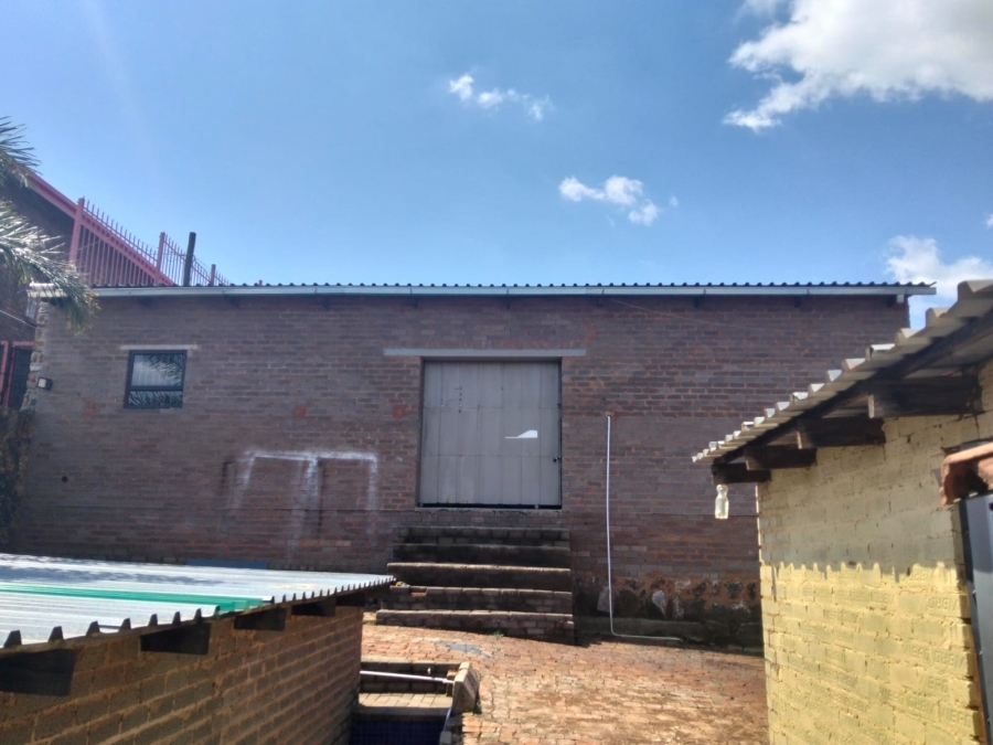 5 Bedroom Property for Sale in Christoburg Gauteng