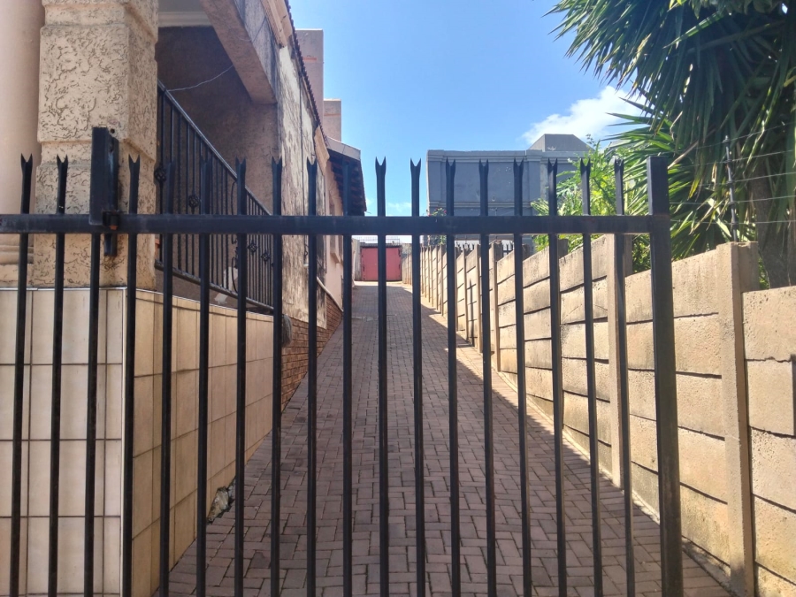 5 Bedroom Property for Sale in Christoburg Gauteng