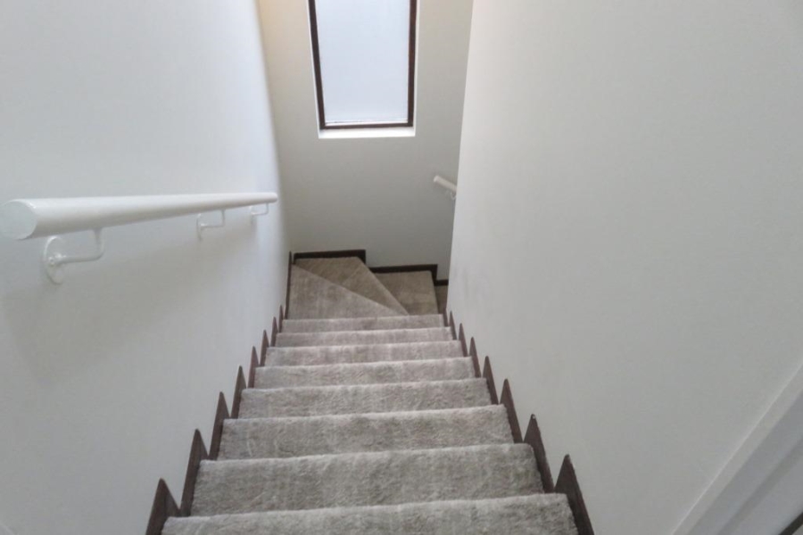 To Let 2 Bedroom Property for Rent in Fourways Gauteng