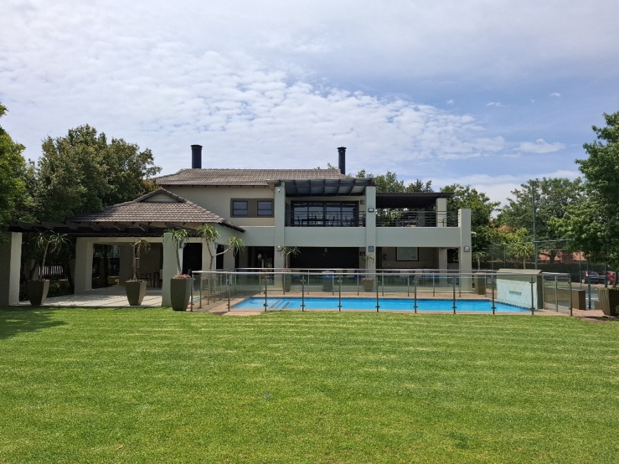 To Let 2 Bedroom Property for Rent in Fourways Gauteng