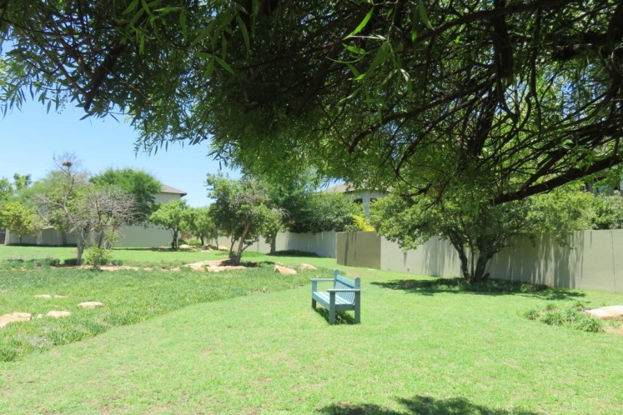 To Let 2 Bedroom Property for Rent in Fourways Gauteng