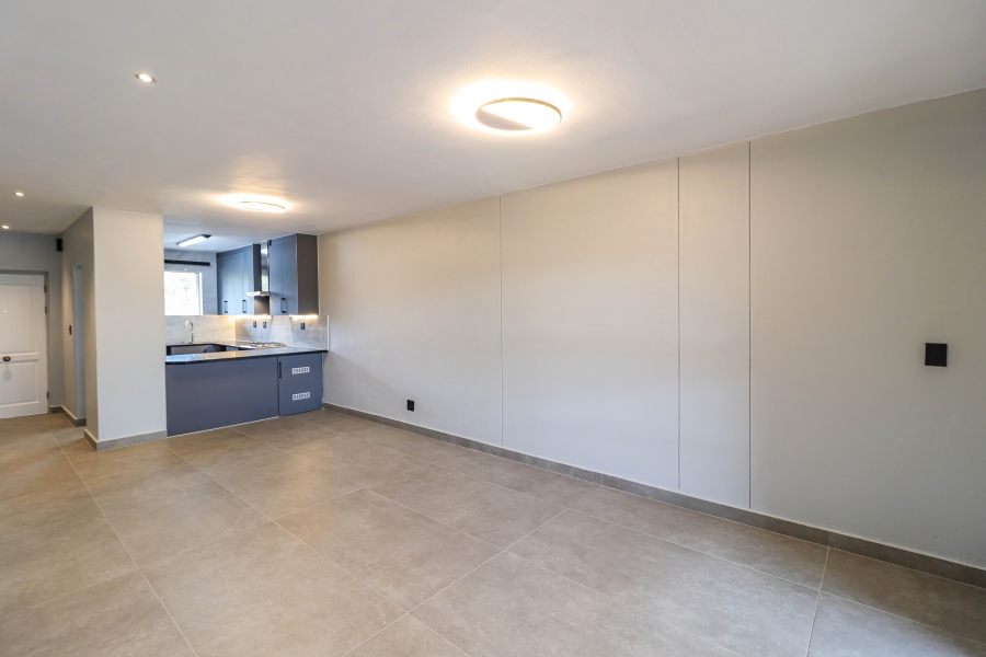 To Let 2 Bedroom Property for Rent in Sandown Gauteng