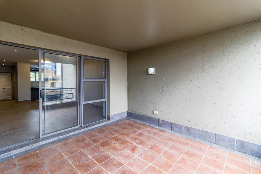 To Let 2 Bedroom Property for Rent in Sandown Gauteng