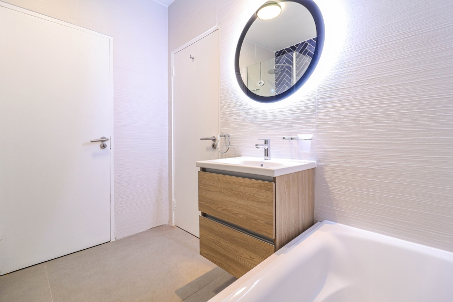 To Let 2 Bedroom Property for Rent in Sandown Gauteng