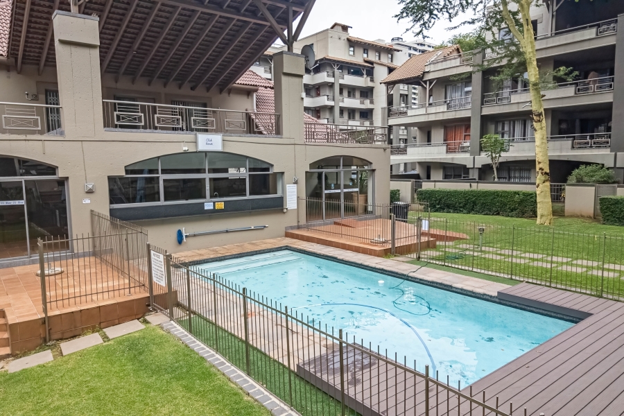 To Let 2 Bedroom Property for Rent in Sandown Gauteng