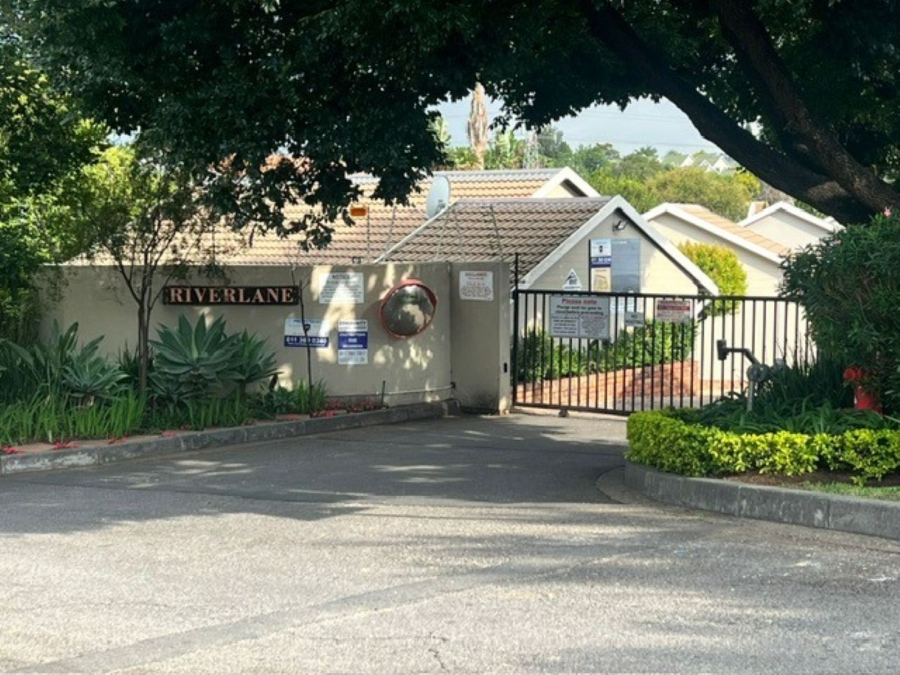 To Let 2 Bedroom Property for Rent in Sonneglans Gauteng