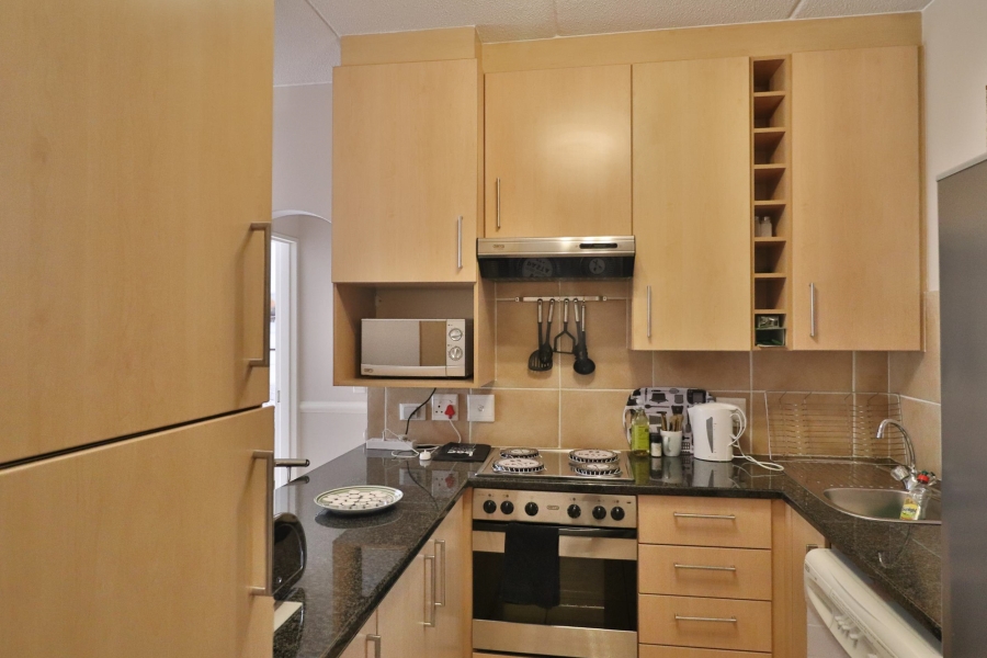 To Let 1 Bedroom Property for Rent in Sandown Gauteng