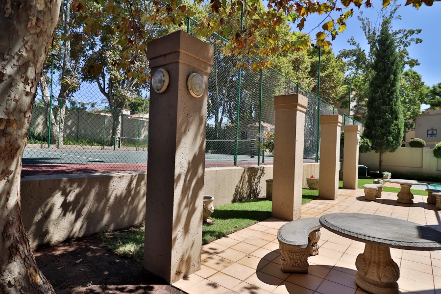 To Let 1 Bedroom Property for Rent in Sandown Gauteng