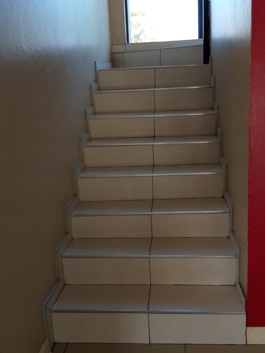 4 Bedroom Property for Sale in Rosslyn Gauteng