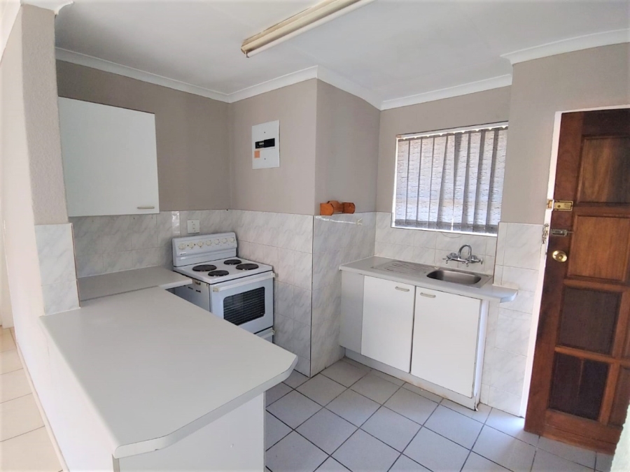 To Let 2 Bedroom Property for Rent in Impala Park Gauteng
