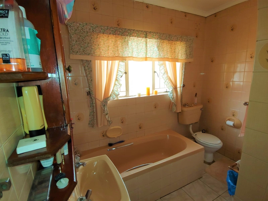 3 Bedroom Property for Sale in Krugersrus Gauteng