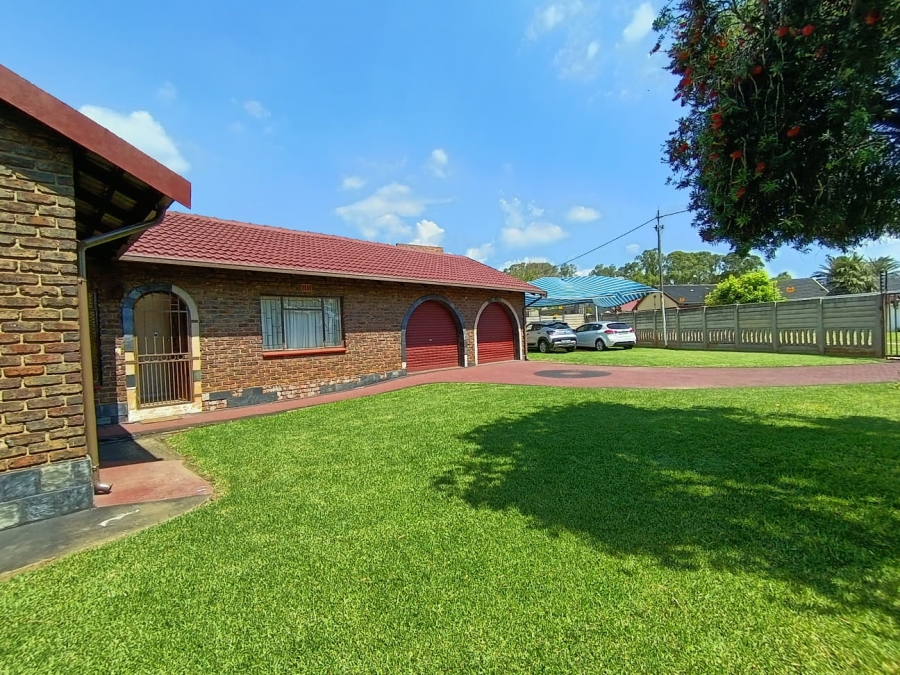 3 Bedroom Property for Sale in New State Areas Gauteng