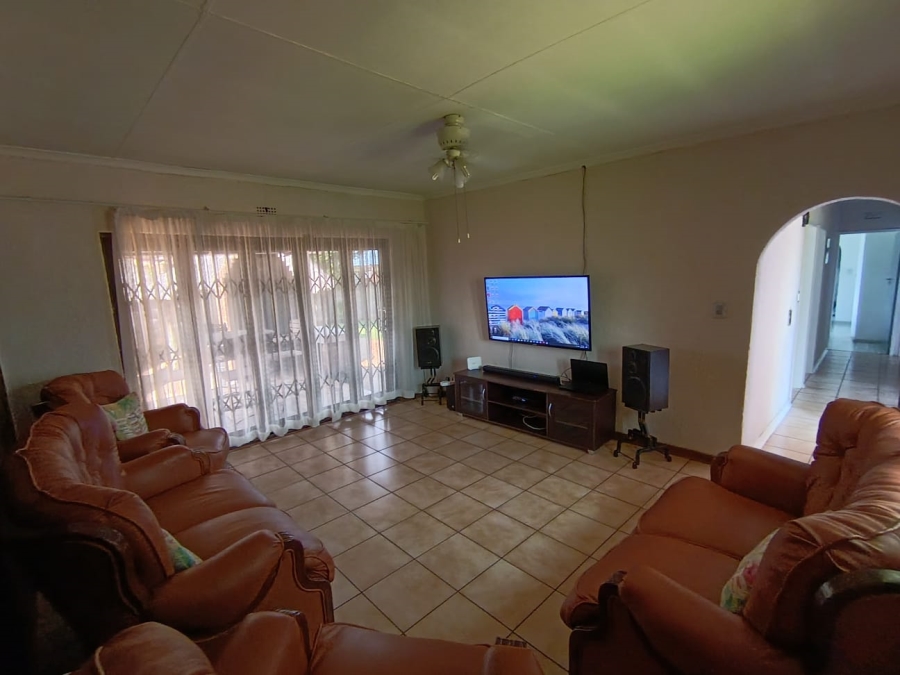 3 Bedroom Property for Sale in New State Areas Gauteng