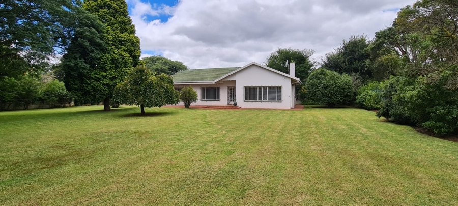 To Let 3 Bedroom Property for Rent in Farrarmere Gauteng