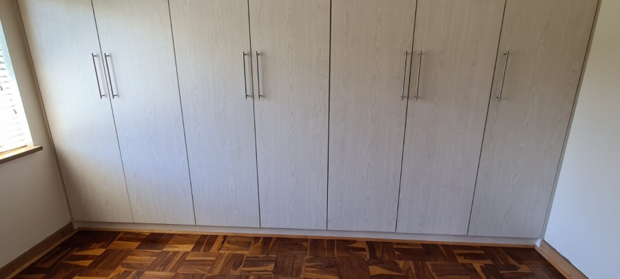 To Let 3 Bedroom Property for Rent in Farrarmere Gauteng