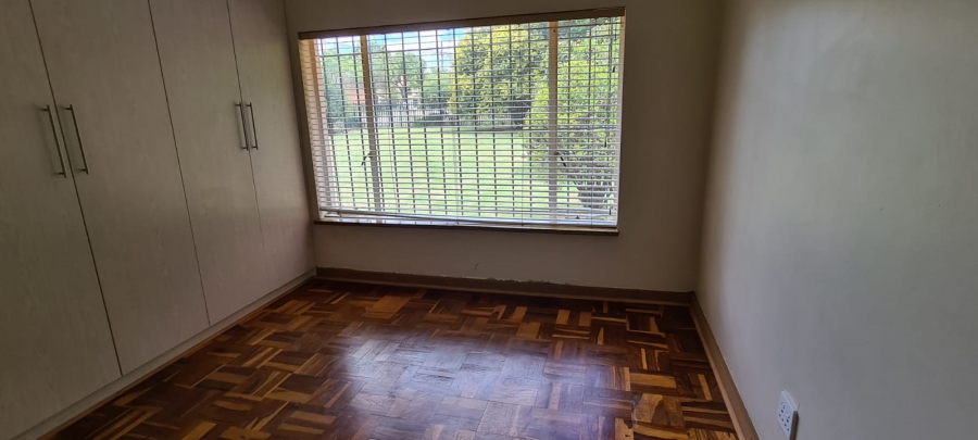 To Let 3 Bedroom Property for Rent in Farrarmere Gauteng