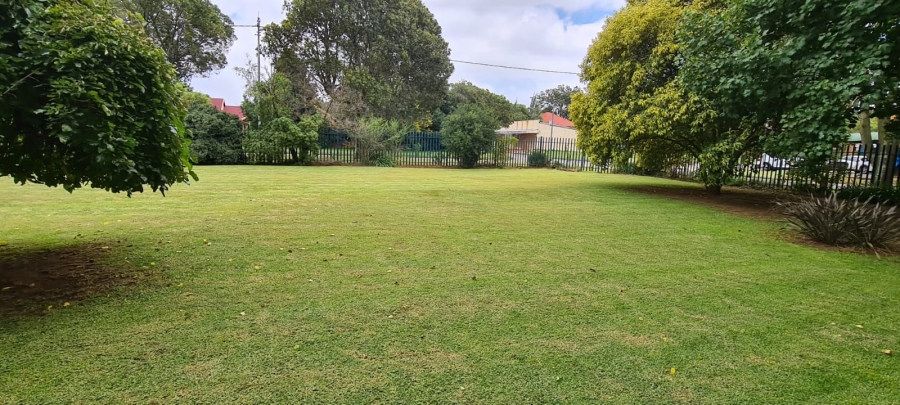 To Let 3 Bedroom Property for Rent in Farrarmere Gauteng