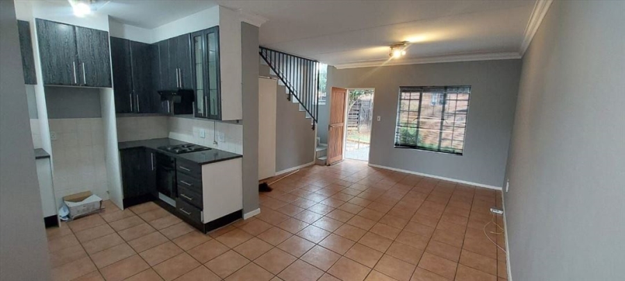 2 Bedroom Property for Sale in Birchleigh Gauteng