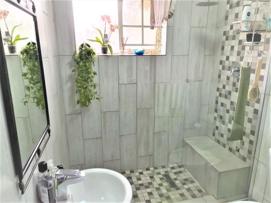 2 Bedroom Property for Sale in Van Riebeeck Park Gauteng