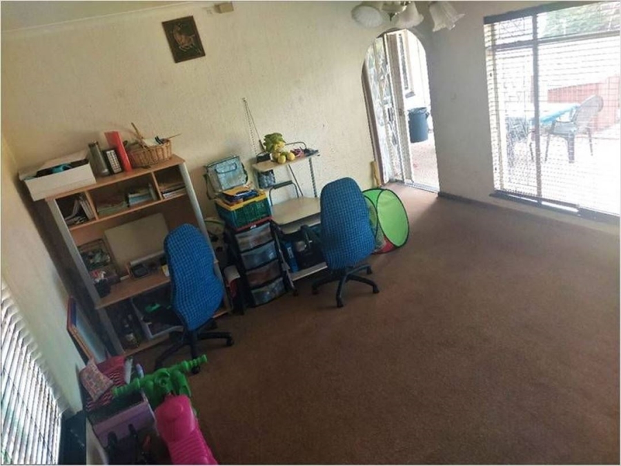 3 Bedroom Property for Sale in Van Riebeeck Park Gauteng