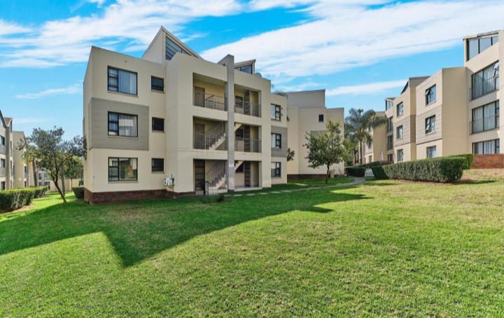 To Let 3 Bedroom Property for Rent in Lonehill Gauteng