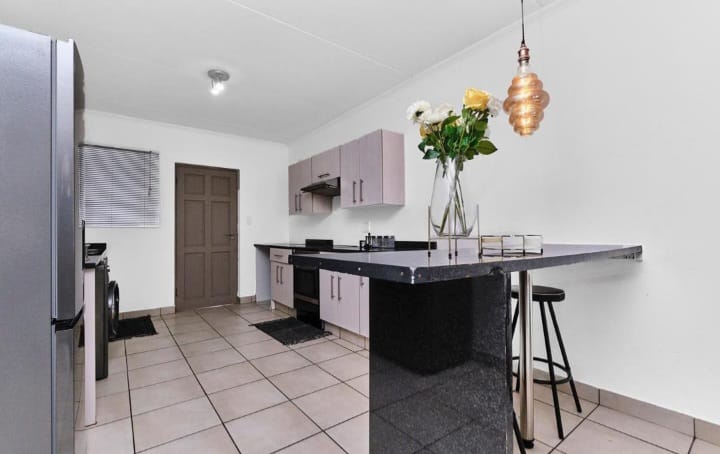 To Let 3 Bedroom Property for Rent in Lonehill Gauteng