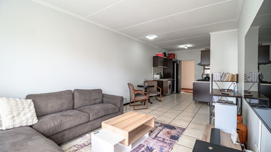 2 Bedroom Property for Sale in Greenstone Hill Gauteng