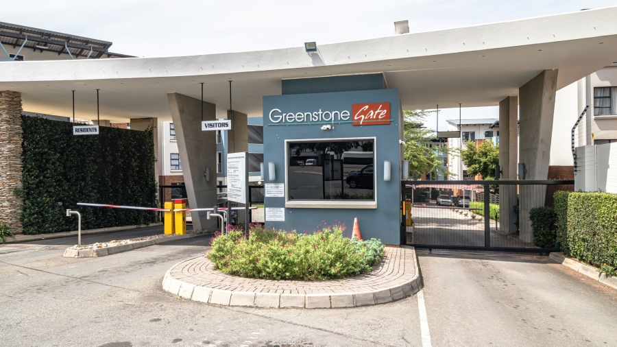 2 Bedroom Property for Sale in Greenstone Hill Gauteng