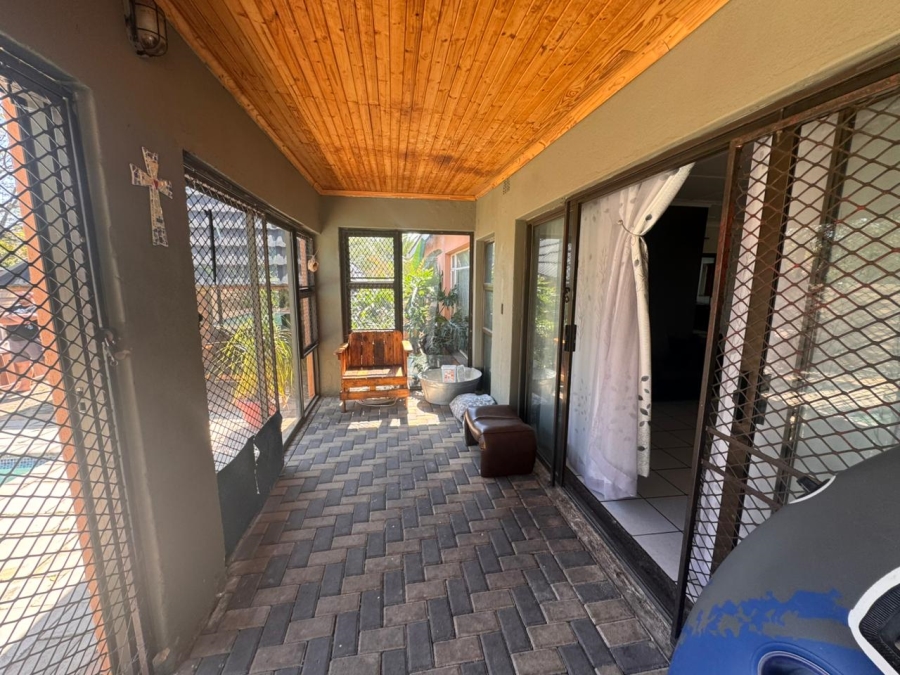 3 Bedroom Property for Sale in Brenthurst Gauteng