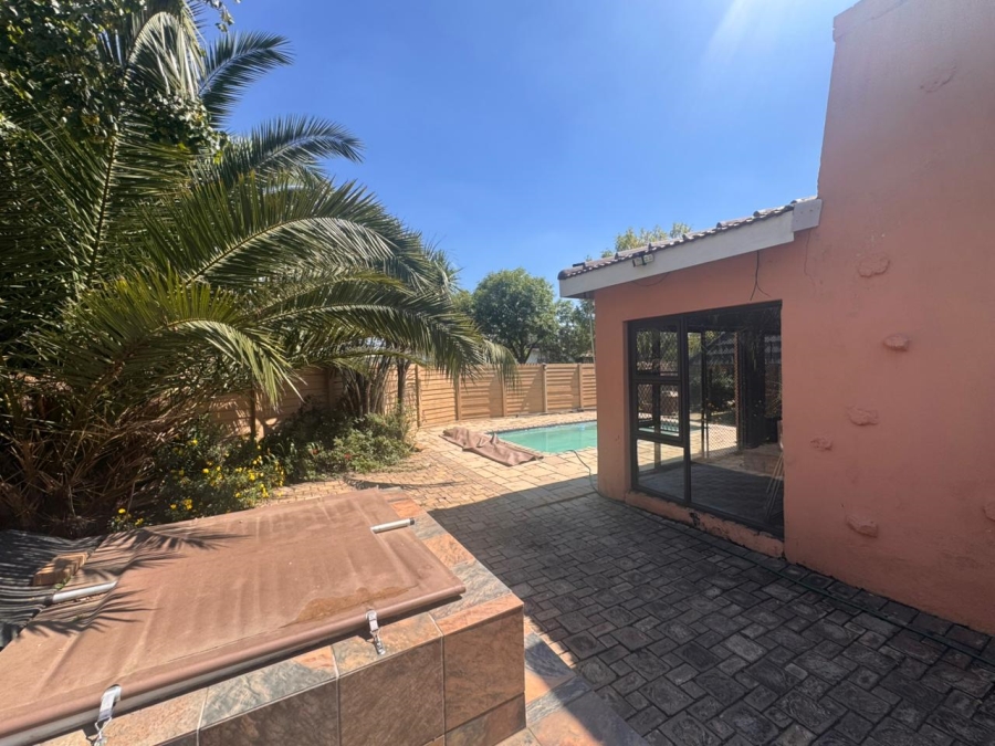 3 Bedroom Property for Sale in Brenthurst Gauteng