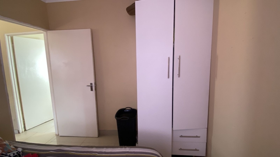 2 Bedroom Property for Sale in Protea Glen Gauteng