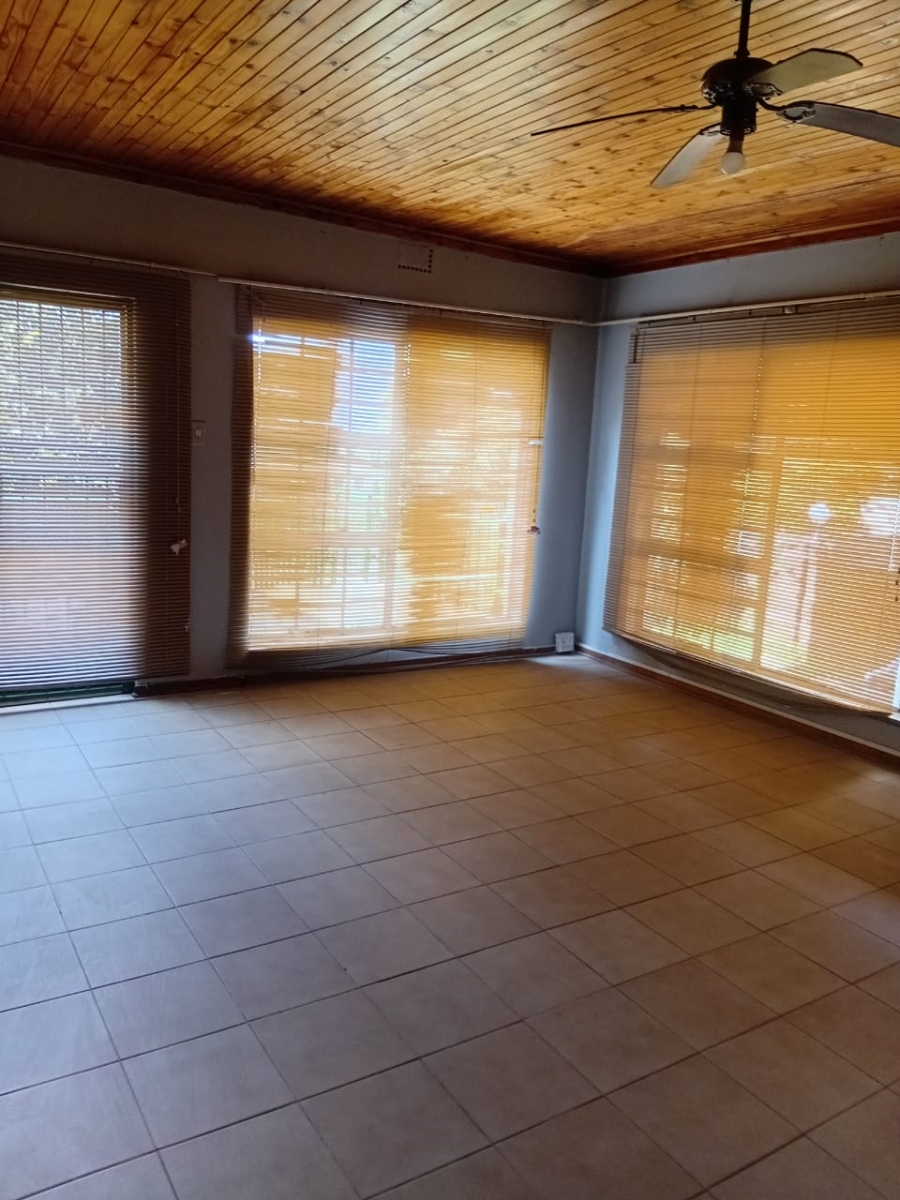 To Let 3 Bedroom Property for Rent in Silverfields Gauteng