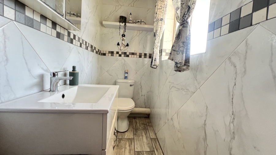 3 Bedroom Property for Sale in Helikonpark Gauteng