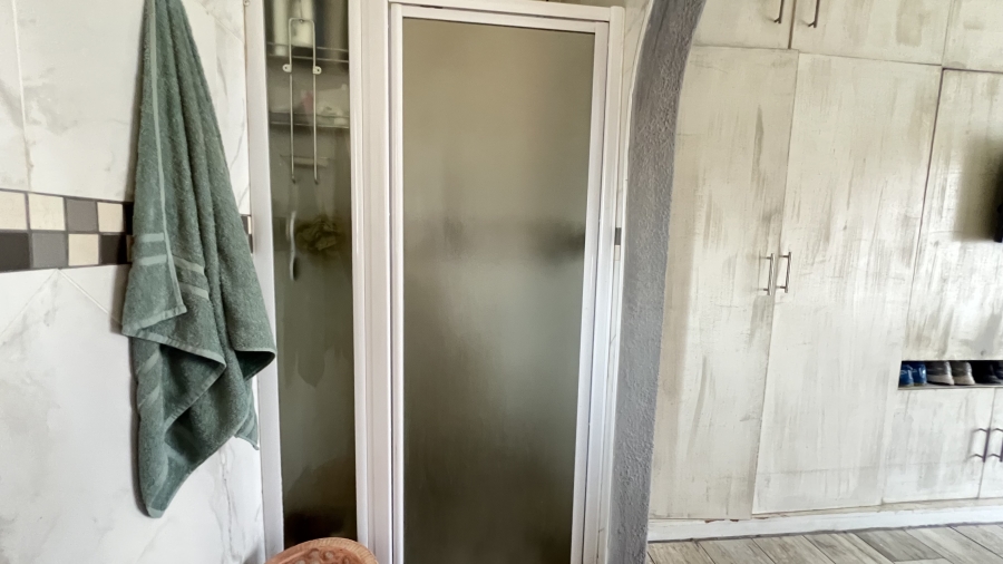 3 Bedroom Property for Sale in Helikonpark Gauteng