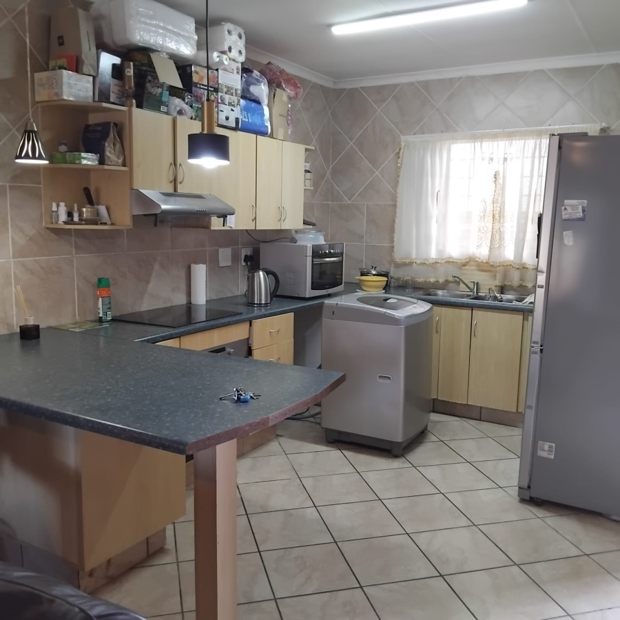 To Let 3 Bedroom Property for Rent in Witpoortjie Gauteng