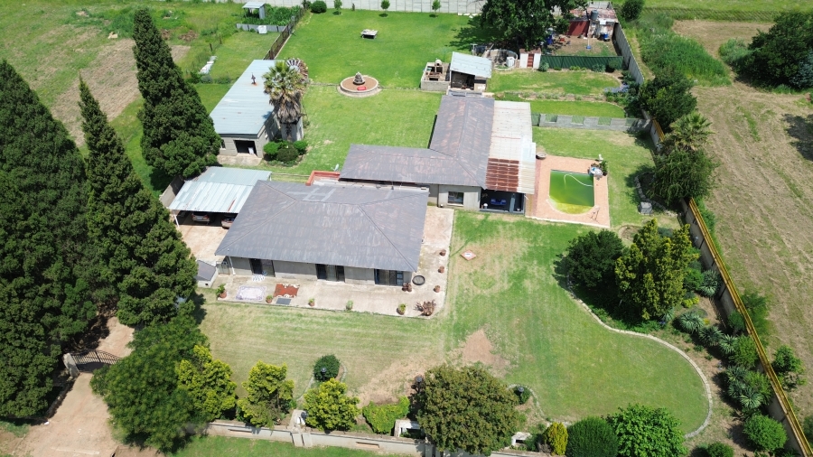 4 Bedroom Property for Sale in Spaarwater Gauteng