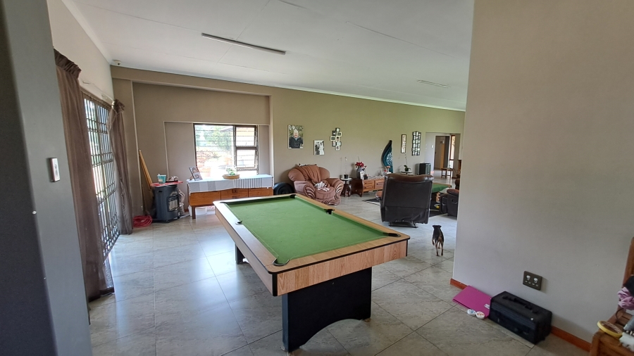 4 Bedroom Property for Sale in Spaarwater Gauteng