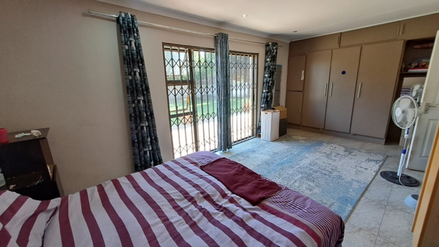 4 Bedroom Property for Sale in Spaarwater Gauteng