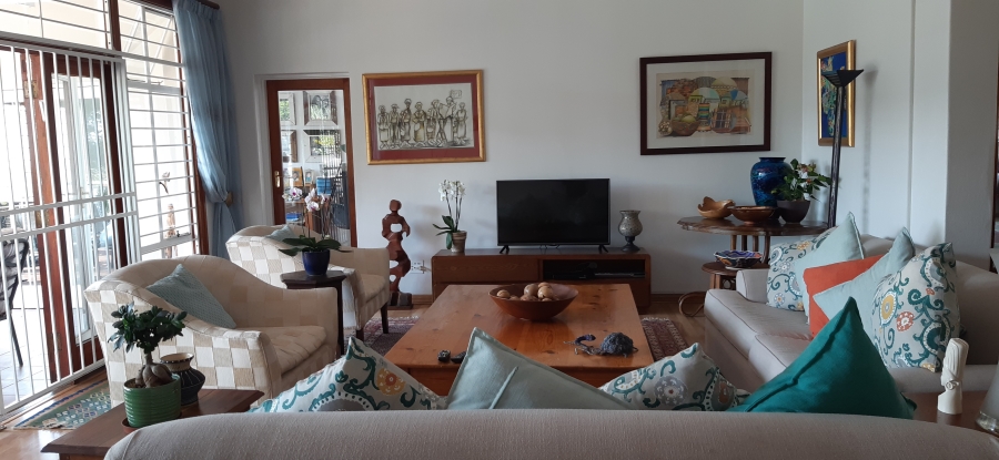 To Let 4 Bedroom Property for Rent in Groenkloof Gauteng