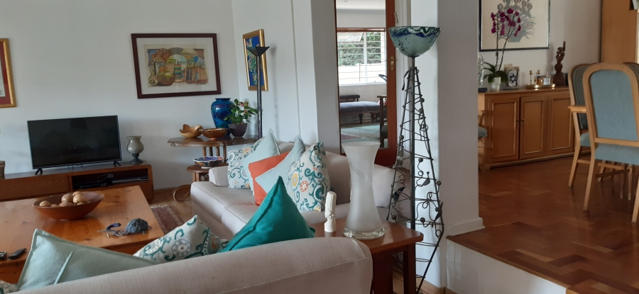 To Let 4 Bedroom Property for Rent in Groenkloof Gauteng