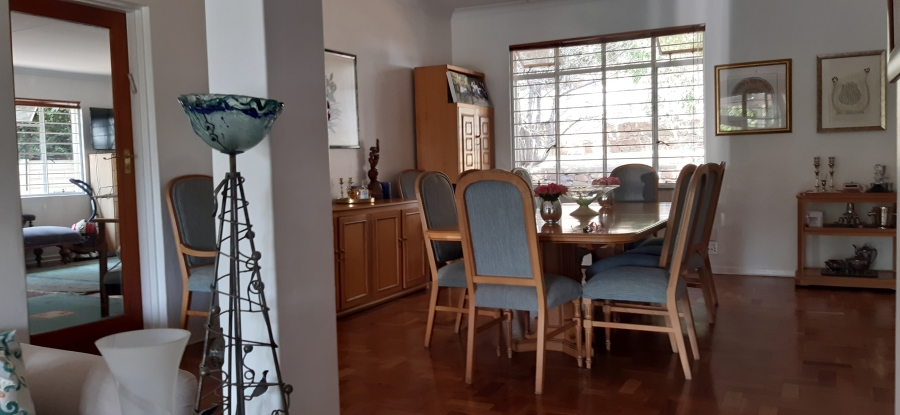 To Let 4 Bedroom Property for Rent in Groenkloof Gauteng