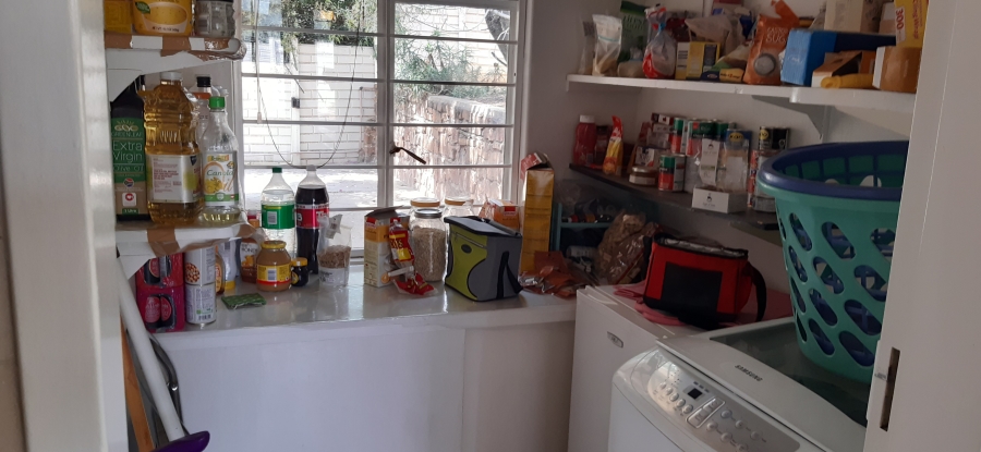 To Let 4 Bedroom Property for Rent in Groenkloof Gauteng