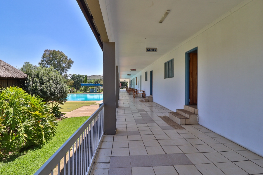 5 Bedroom Property for Sale in Hartzenbergfontein Gauteng