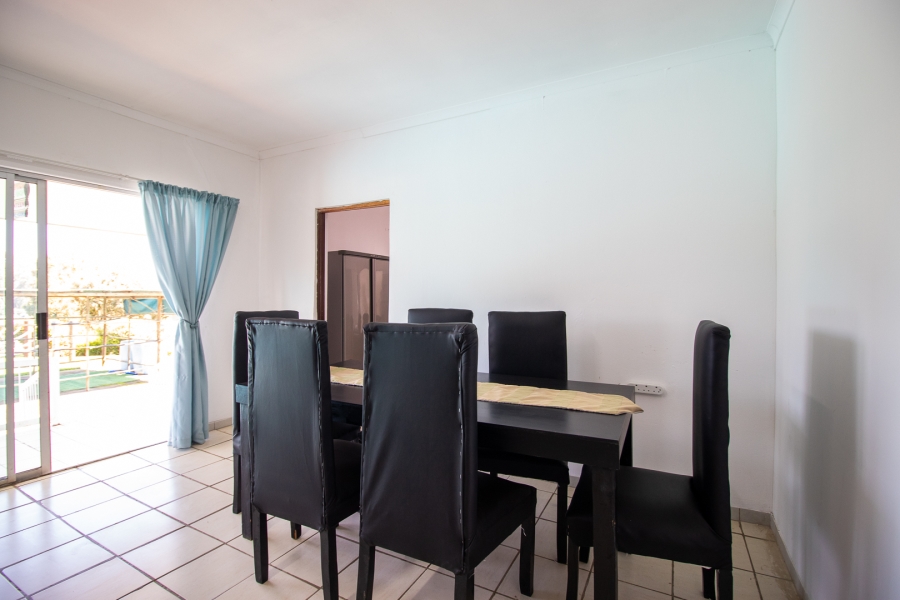 5 Bedroom Property for Sale in Hartzenbergfontein Gauteng